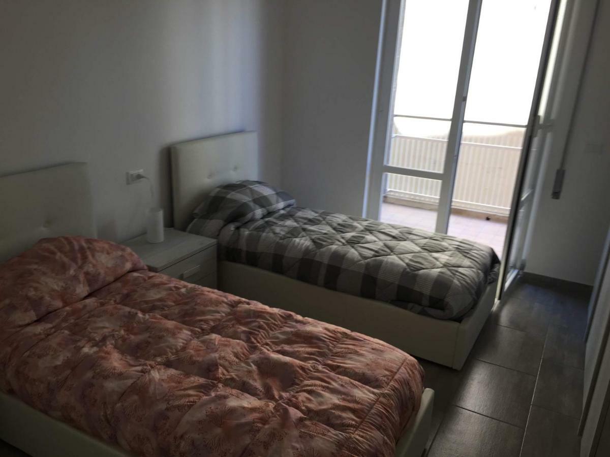 M&Y S House Vicino Alle Spiagge 拉瓦尼亚 外观 照片